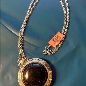 Chic Silver and Black Pendant Necklace